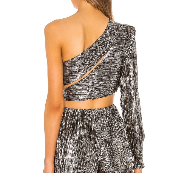 Revolve h:ours Syla Top - worn once. - Picture 2 of 3